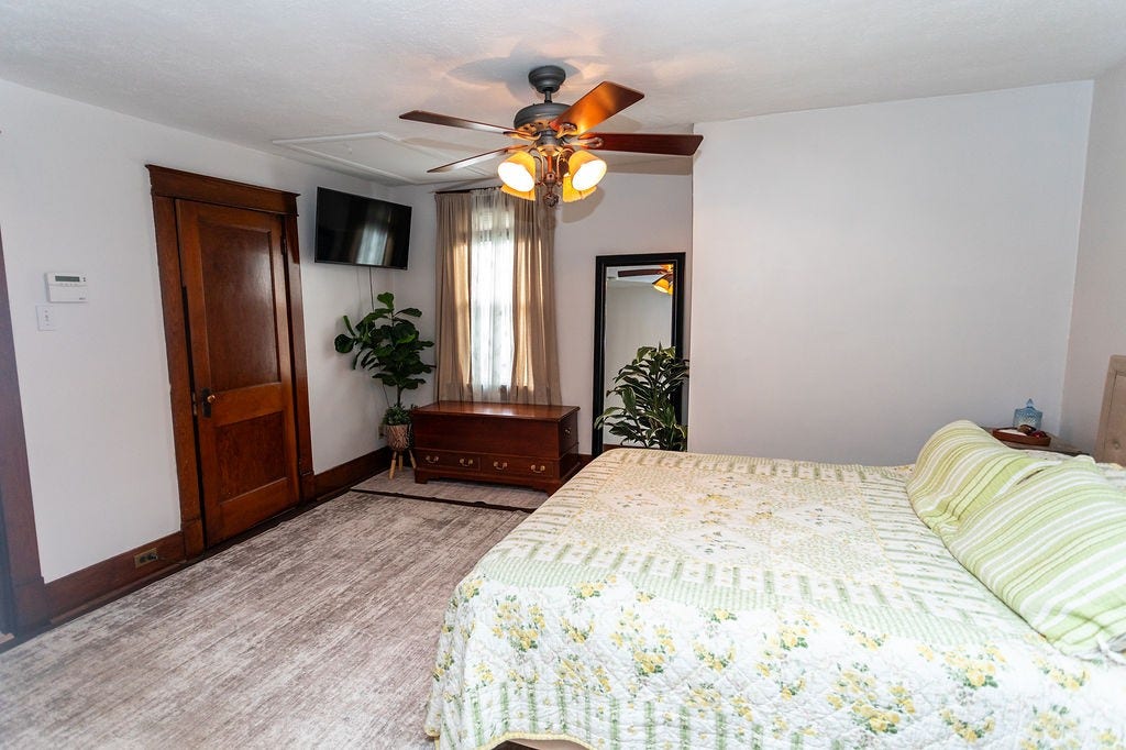 335 Derrick Avenue, Uniontown, PA 15401