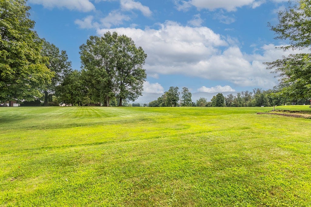 335 Derrick Avenue, Uniontown, PA 15401