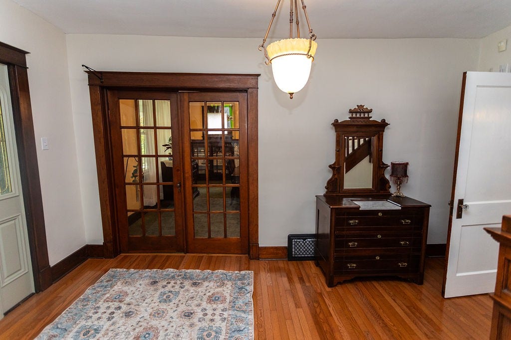 335 Derrick Avenue, Uniontown, PA 15401