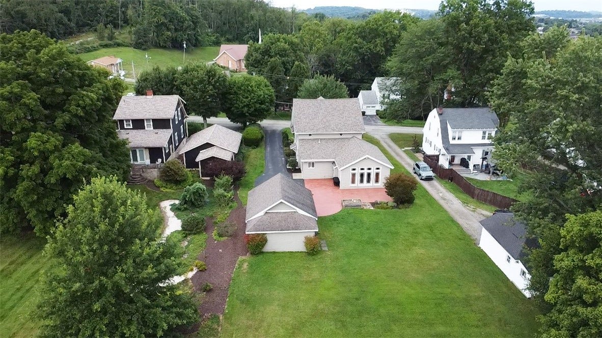 335 Derrick Avenue, Uniontown, PA 15401
