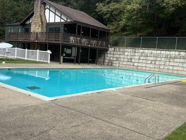 pool