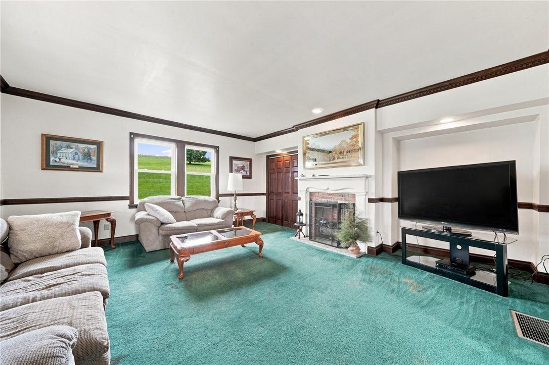 20 Mavor Ln, Avella, PA 15312