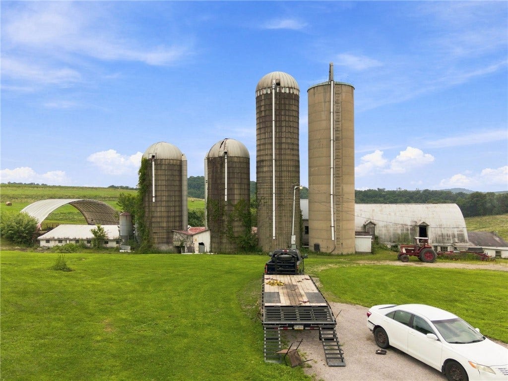 20 Mavor Ln, Avella, PA 15312