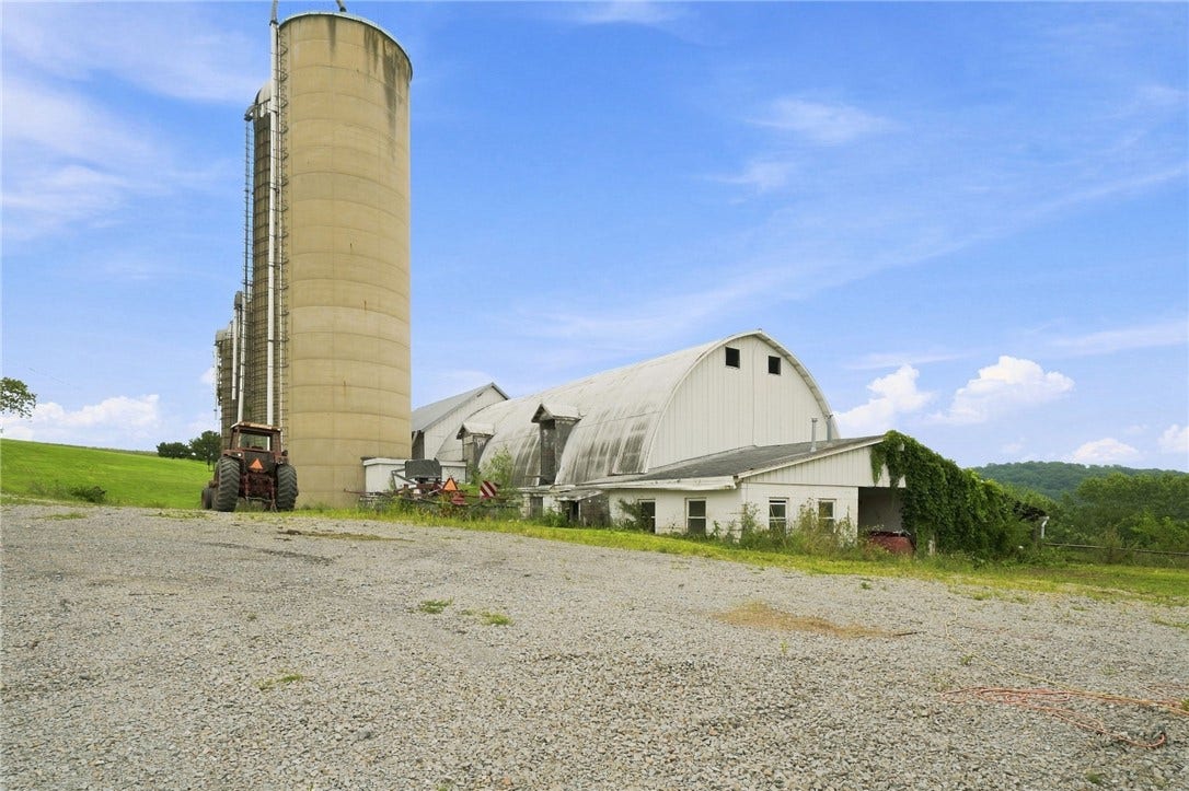 20 Mavor Ln, Avella, PA 15312