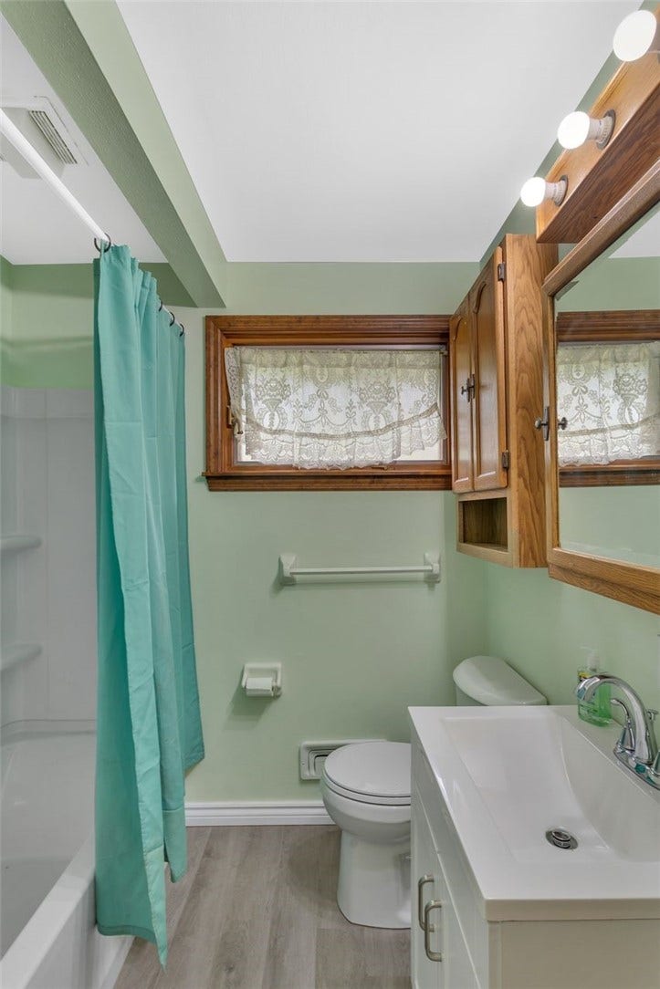 Updated Bath!