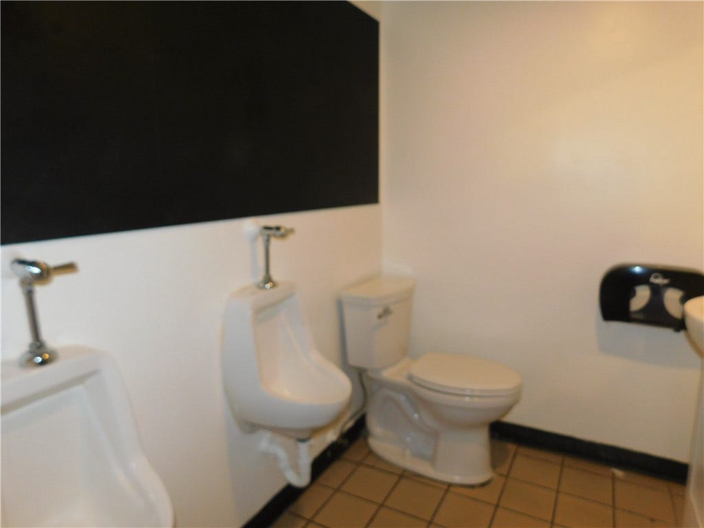 208 Morgantown Road, Uniontown, PA 15401