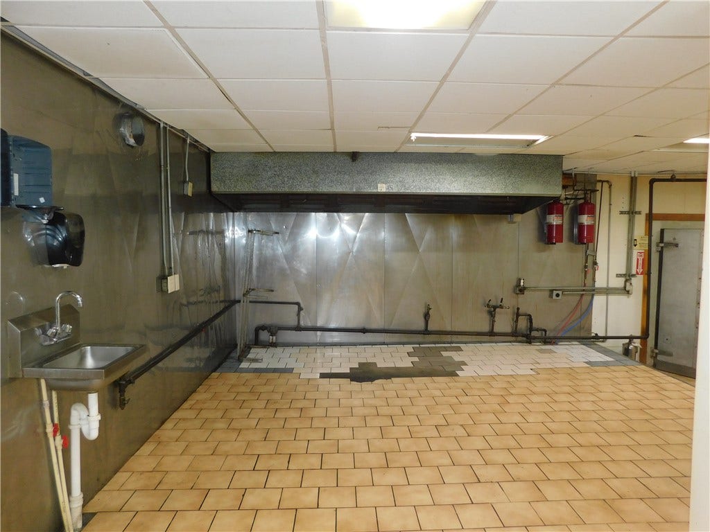 208 Morgantown Road, Uniontown, PA 15401