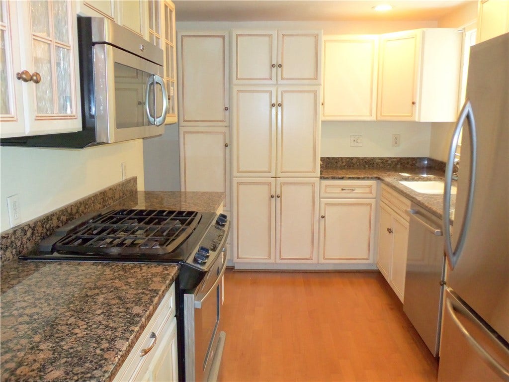 250 Waynesburg Road, Washington, PA 15301