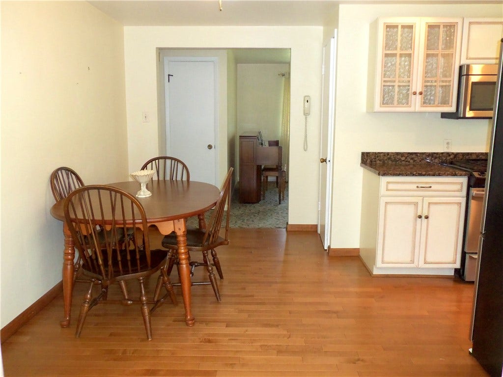 250 Waynesburg Road, Washington, PA 15301