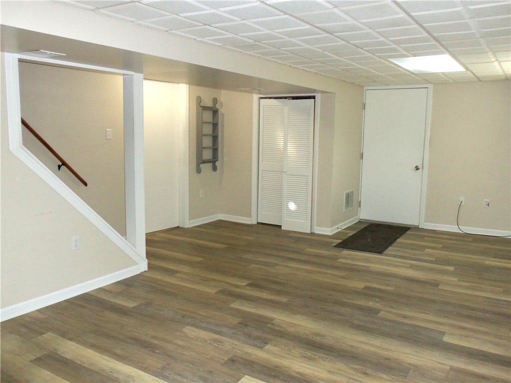 250 Waynesburg Road, Washington, PA 15301