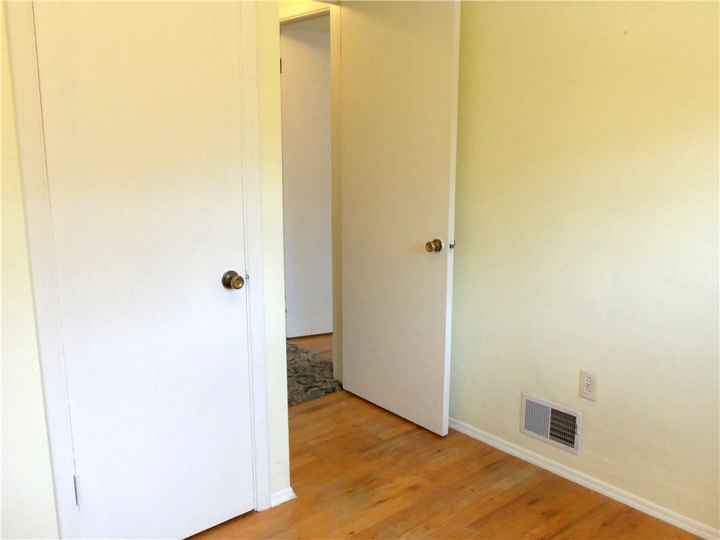 250 Waynesburg Road, Washington, PA 15301