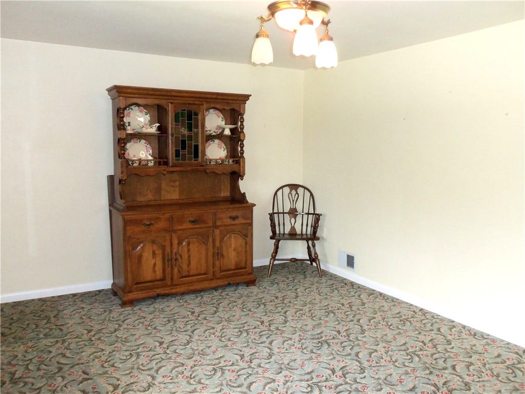 250 Waynesburg Road, Washington, PA 15301