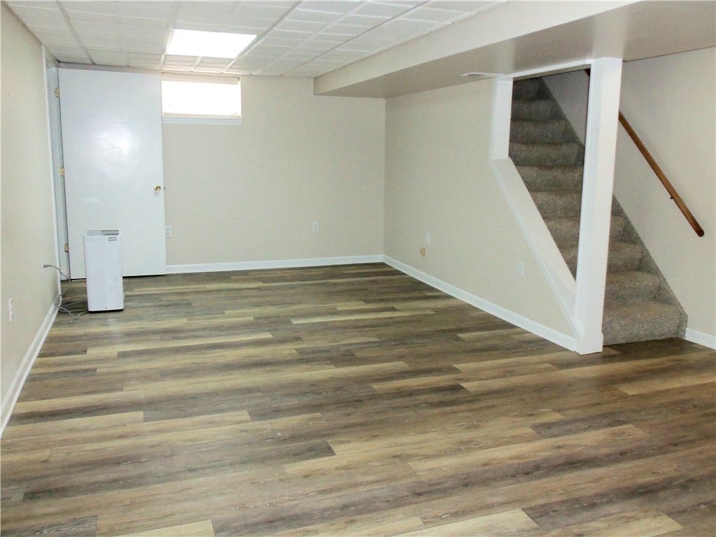 250 Waynesburg Road, Washington, PA 15301