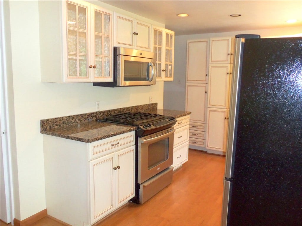 250 Waynesburg Road, Washington, PA 15301