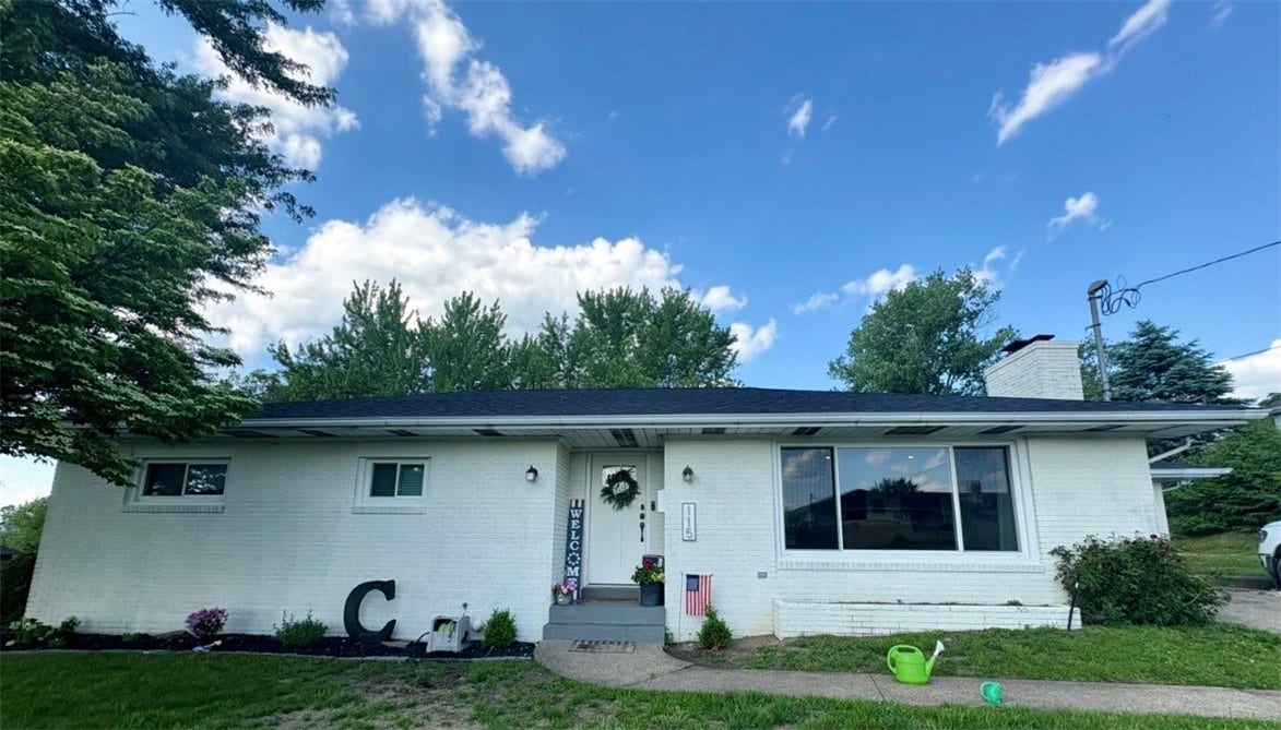 115 Frisbee Ave, Connellsville, PA 15425