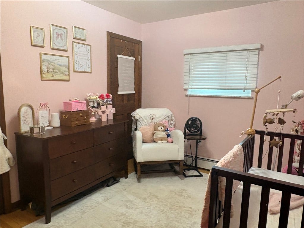 115 Frisbee Ave, Connellsville, PA 15425