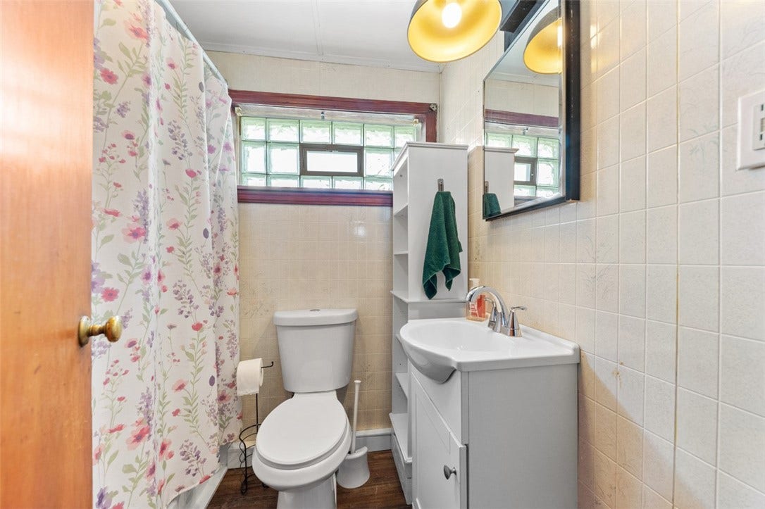 124 Reed Ave, Greensburg, PA 15601