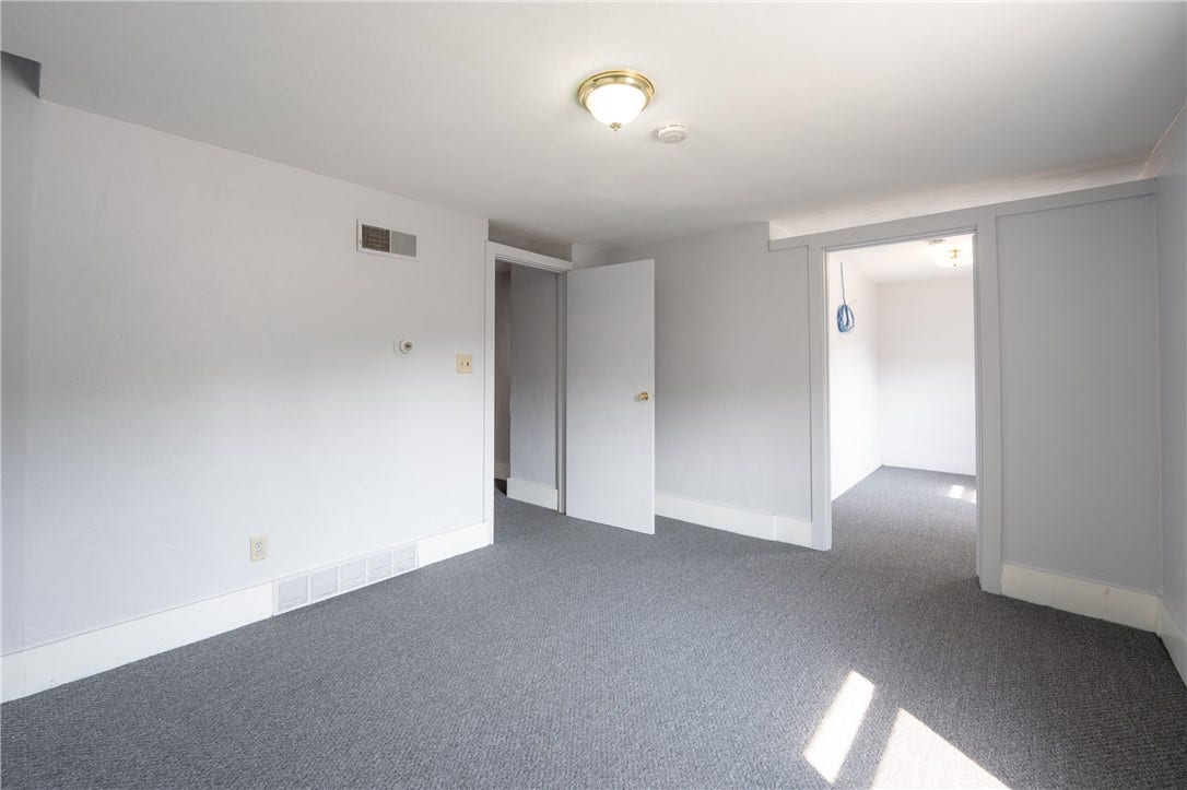 433 New Alexandria Rd, Greensburg, PA 15601