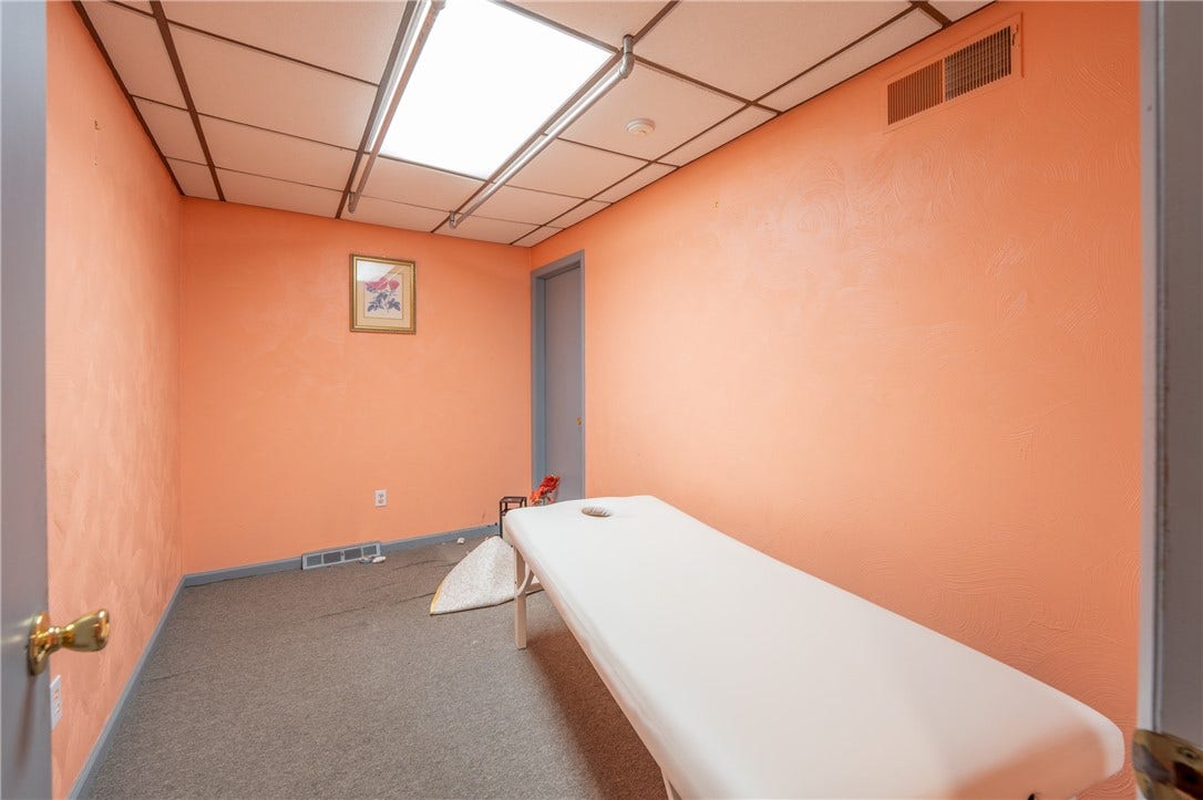 433 New Alexandria Rd, Greensburg, PA 15601