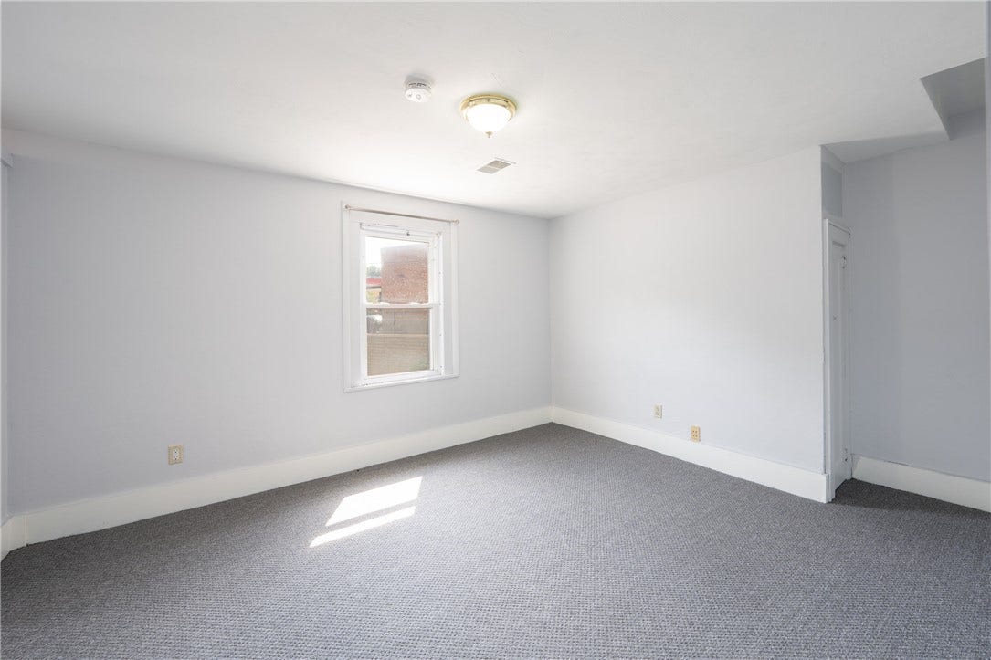 433 New Alexandria Rd, Greensburg, PA 15601