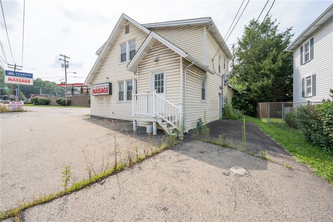 433 New Alexandria Rd, Greensburg, PA 15601