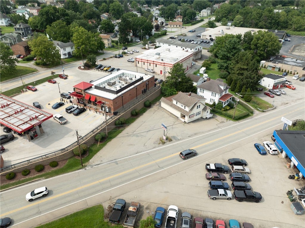 433 New Alexandria Rd, Greensburg, PA 15601