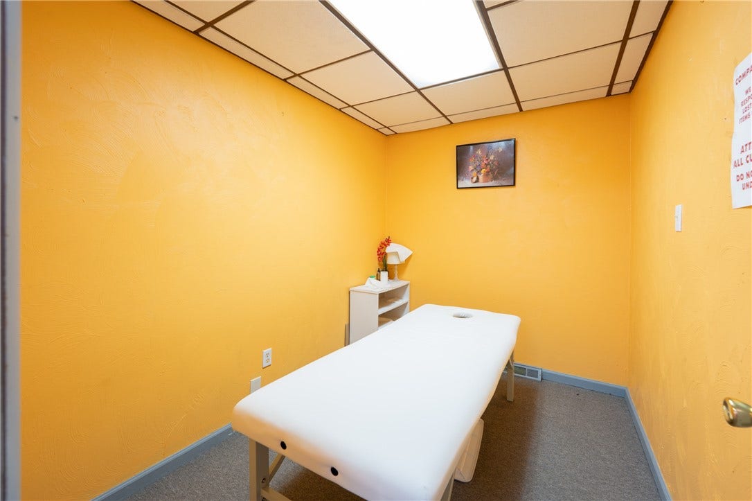 433 New Alexandria Rd, Greensburg, PA 15601