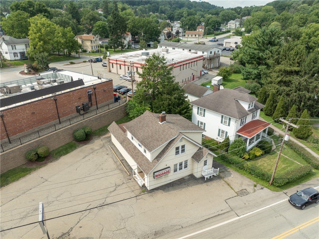 433 New Alexandria Rd, Greensburg, PA 15601
