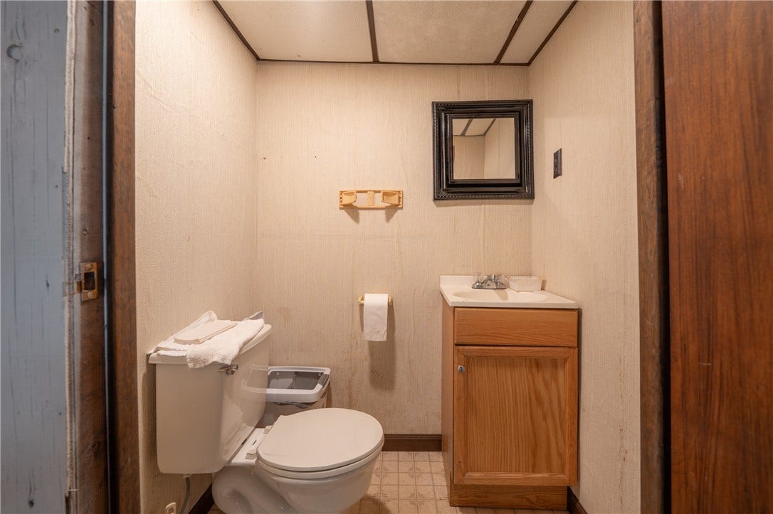 433 New Alexandria Rd, Greensburg, PA 15601