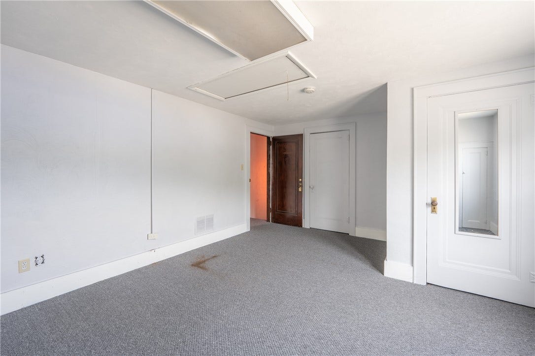433 New Alexandria Rd, Greensburg, PA 15601