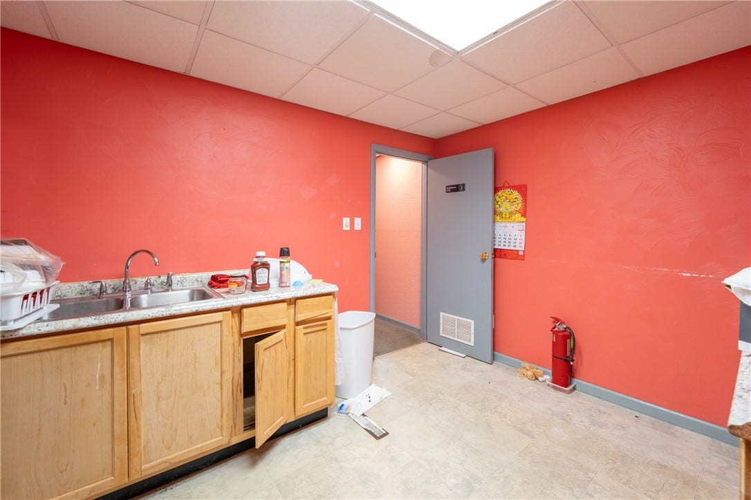 433 New Alexandria Rd, Greensburg, PA 15601
