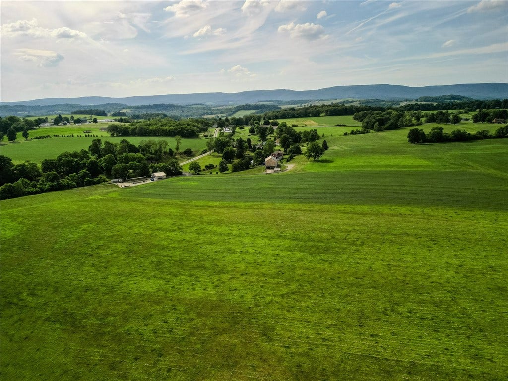 440 Owl Hollow Road, Ligonier, PA 15658