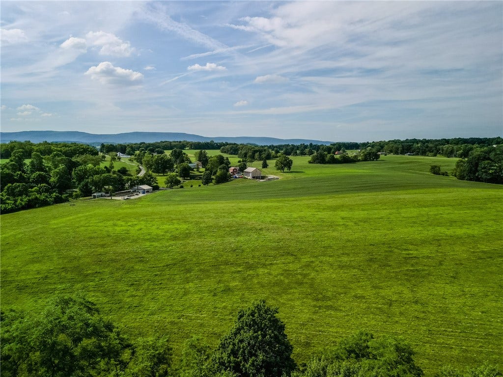 440 Owl Hollow Road, Ligonier, PA 15658