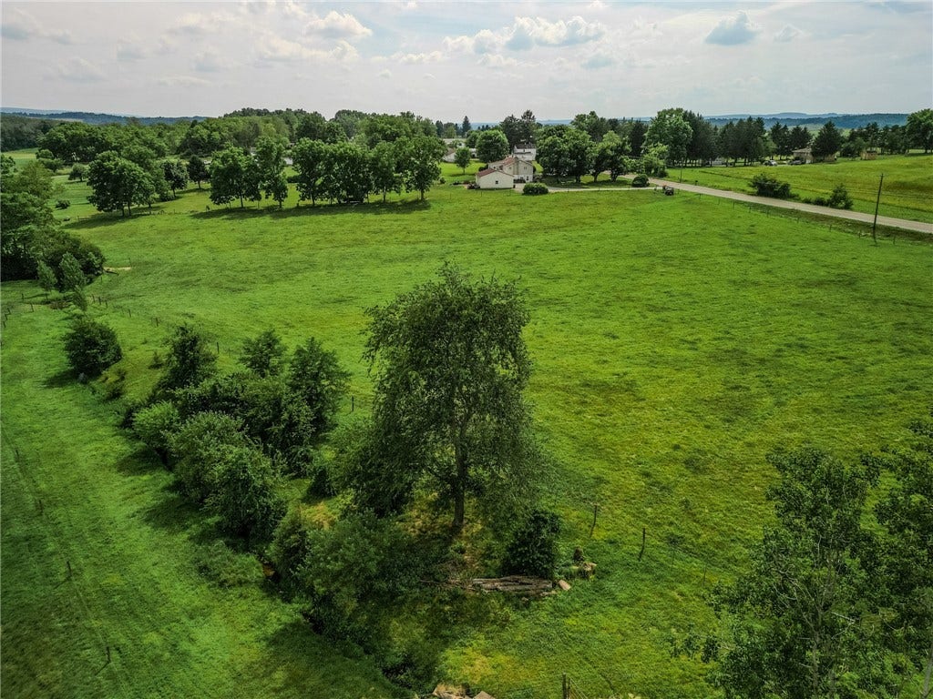 440 Owl Hollow Road, Ligonier, PA 15658