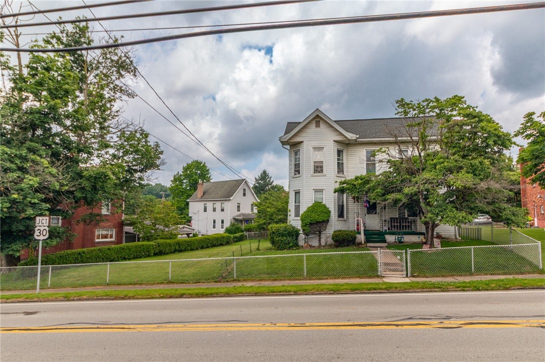 641 W Newton St, Greensburg, PA 15601