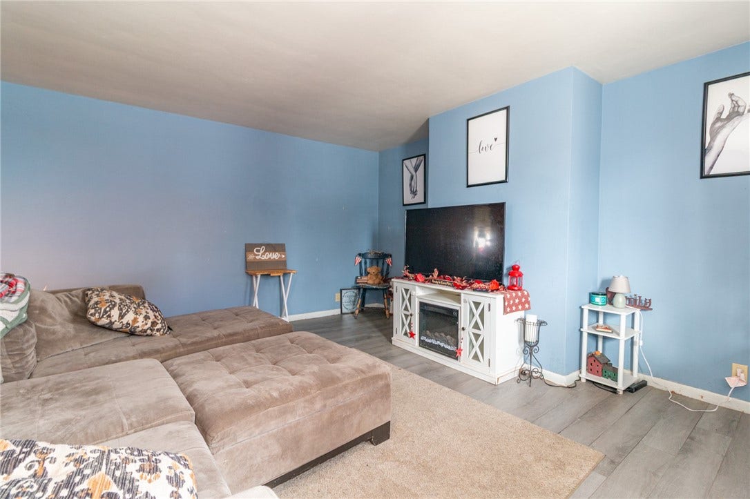 641 W Newton St, Greensburg, PA 15601