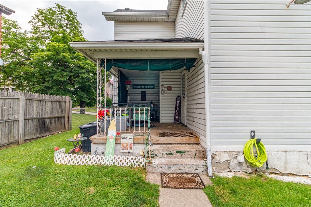 641 W Newton St, Greensburg, PA 15601