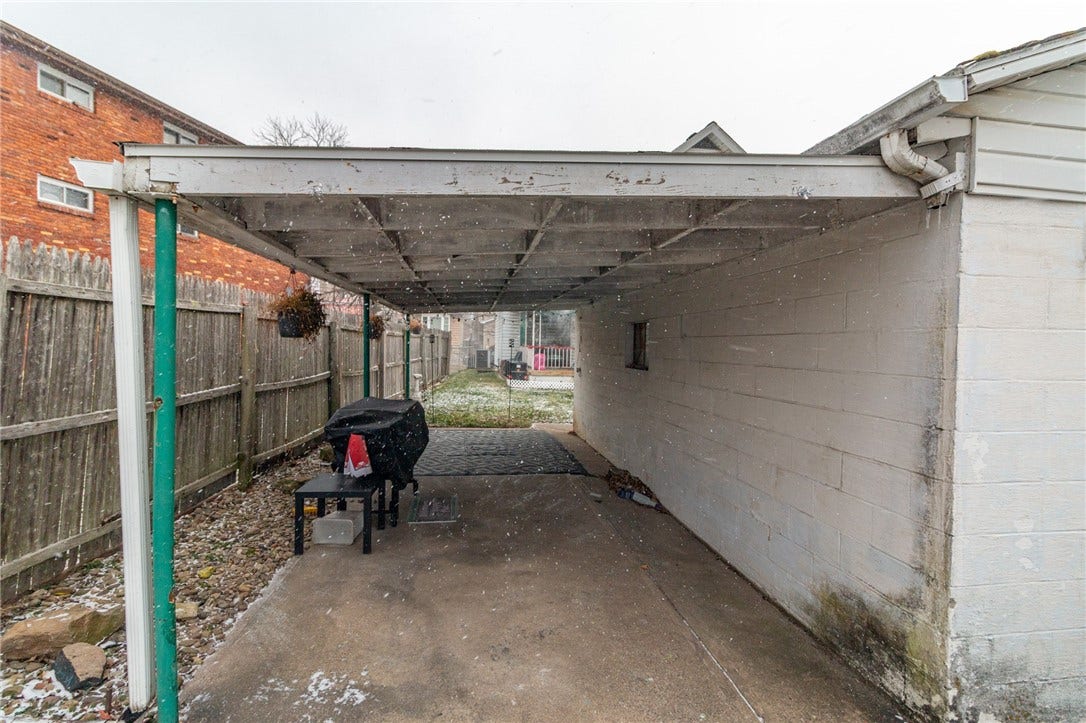 641 W Newton St, Greensburg, PA 15601