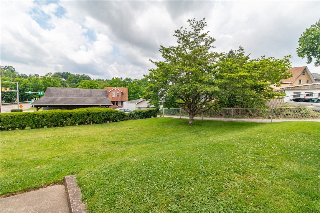641 W Newton St, Greensburg, PA 15601