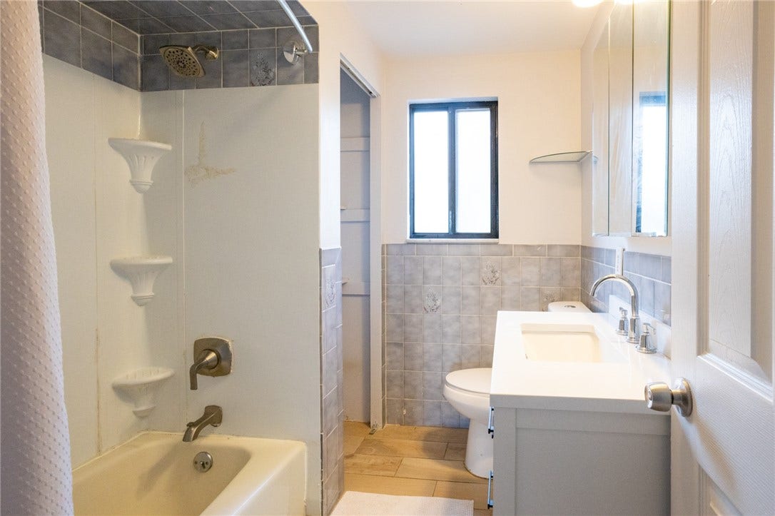 305 Lamarido St, Pittsburgh, PA 15226 305 Lamarido St, Pittsburgh, PA 15226