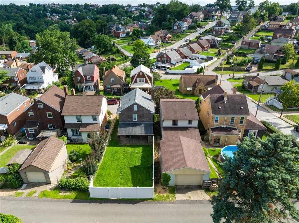 305 Lamarido St, Pittsburgh, PA 15226 305 Lamarido St, Pittsburgh, PA 15226