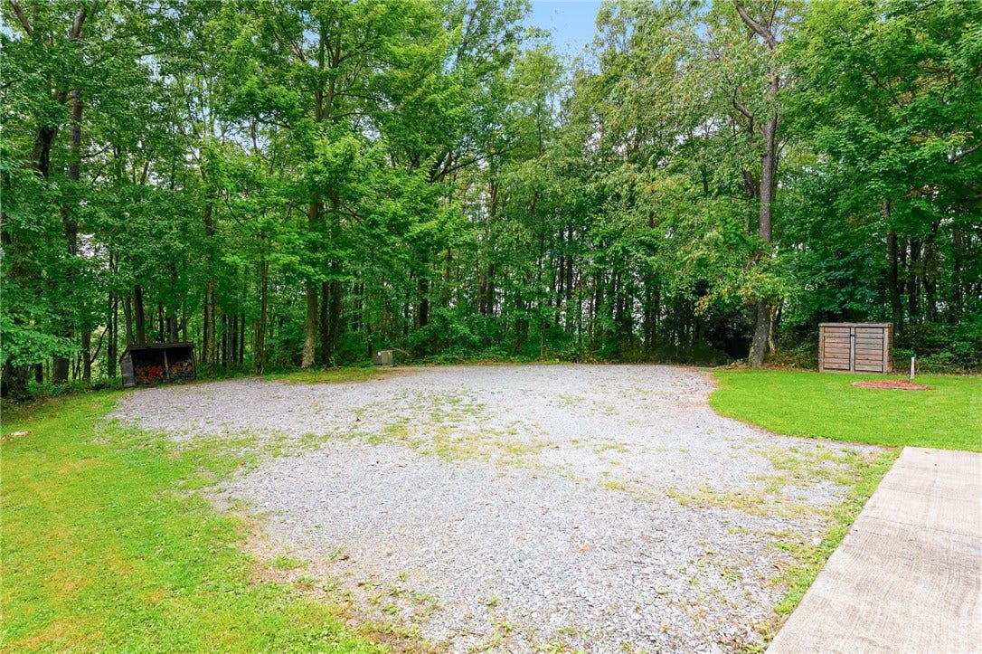 157 Reservoir Hill Road, Uniontown, PA 15401