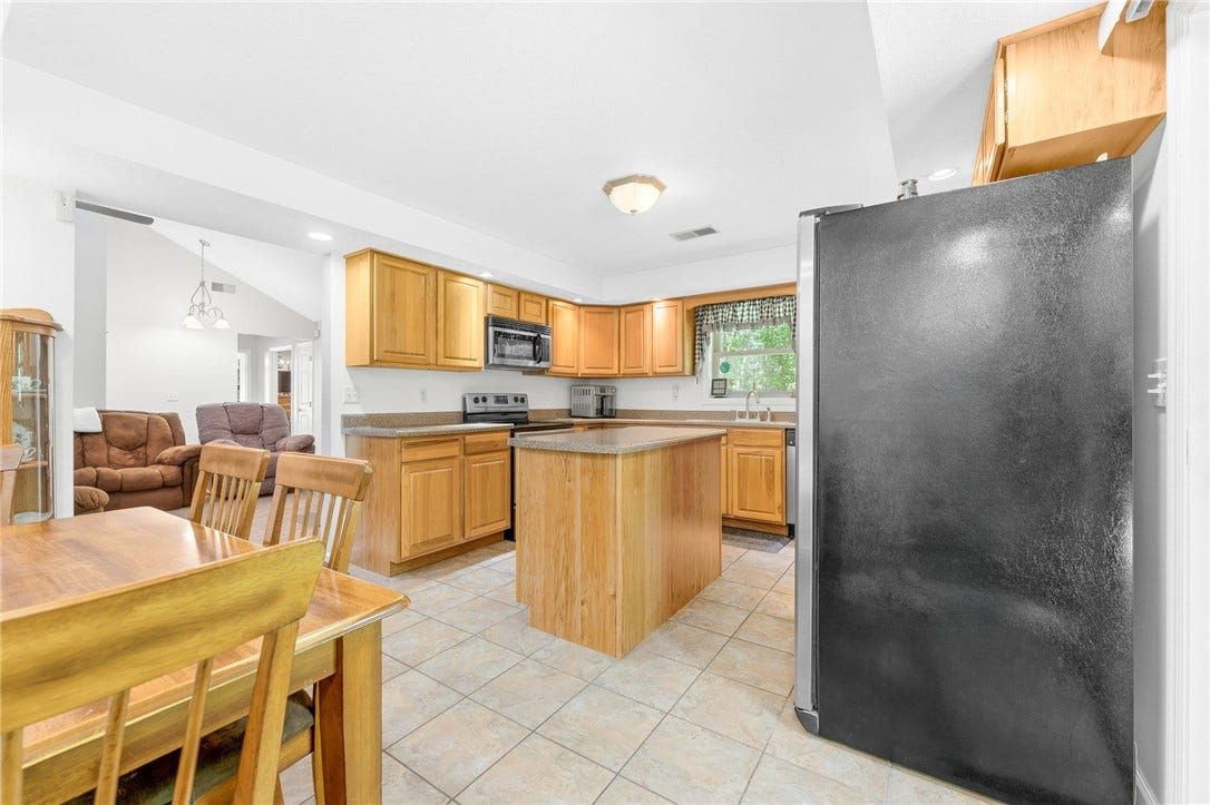 157 Reservoir Hill Road, Uniontown, PA 15401