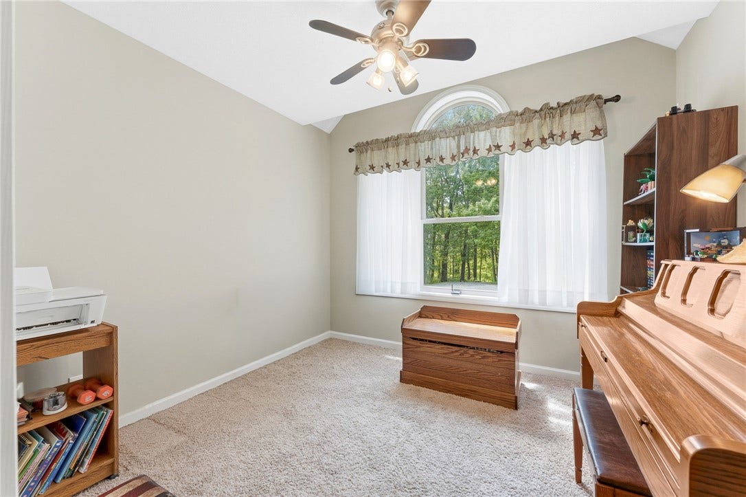 157 Reservoir Hill Road, Uniontown, PA 15401