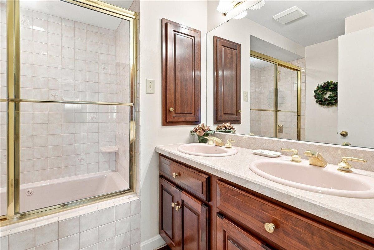 3623 Ashland Drive, Bethel Park, PA 15102