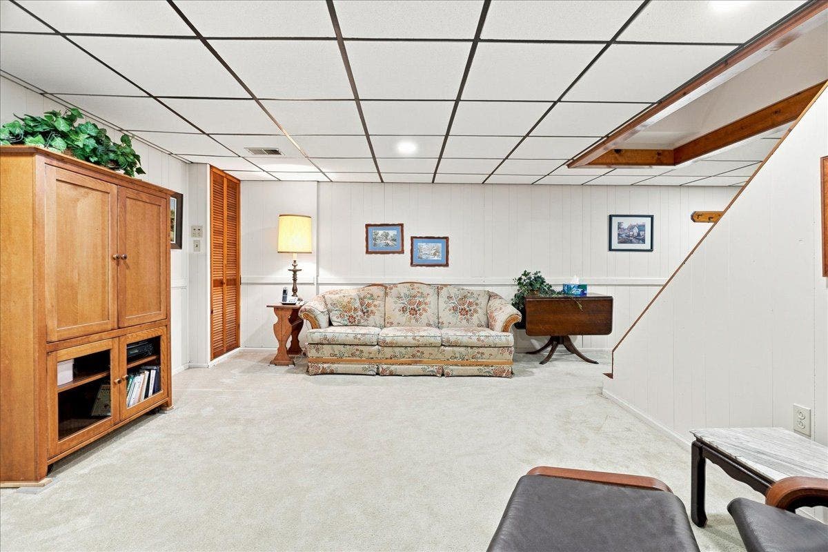 3623 Ashland Drive, Bethel Park, PA 15102
