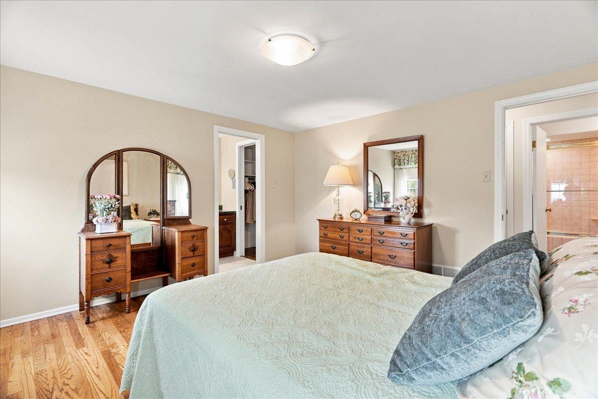 3623 Ashland Drive, Bethel Park, PA 15102