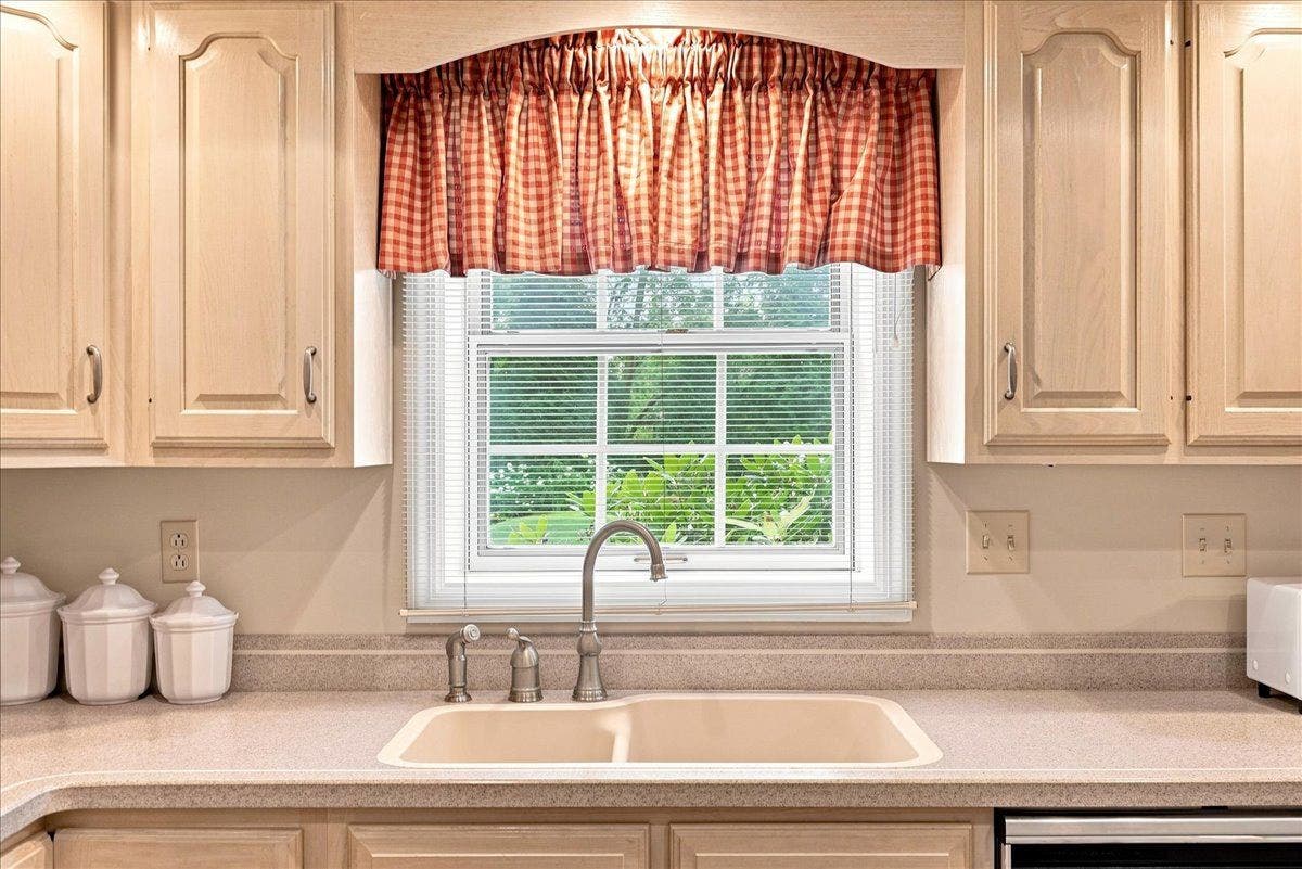 3623 Ashland Drive, Bethel Park, PA 15102