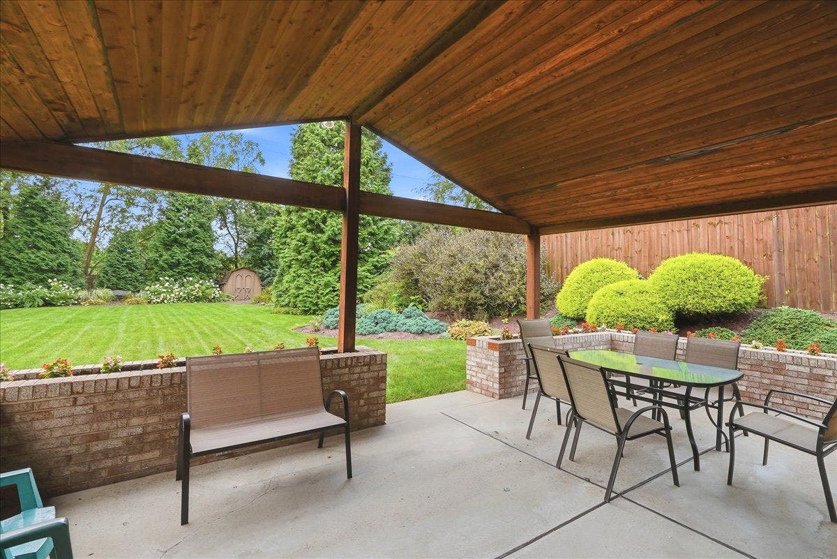 3623 Ashland Drive, Bethel Park, PA 15102
