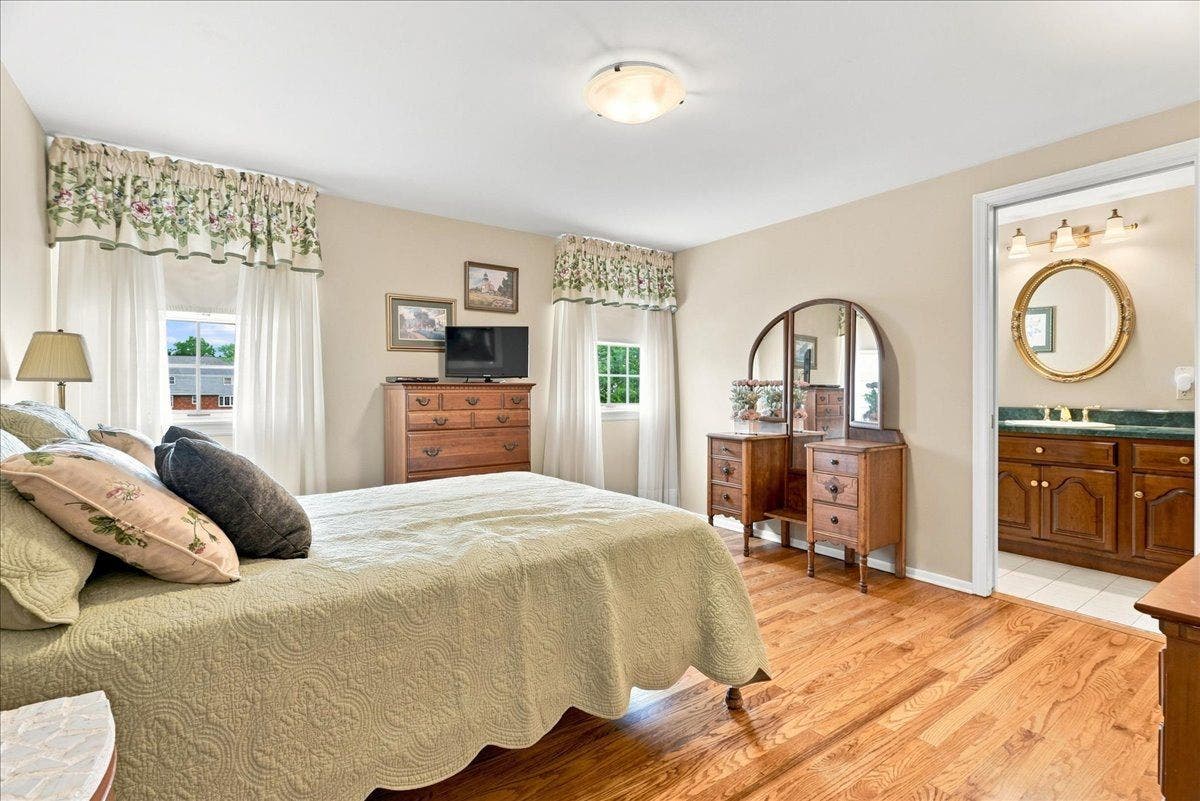 3623 Ashland Drive, Bethel Park, PA 15102